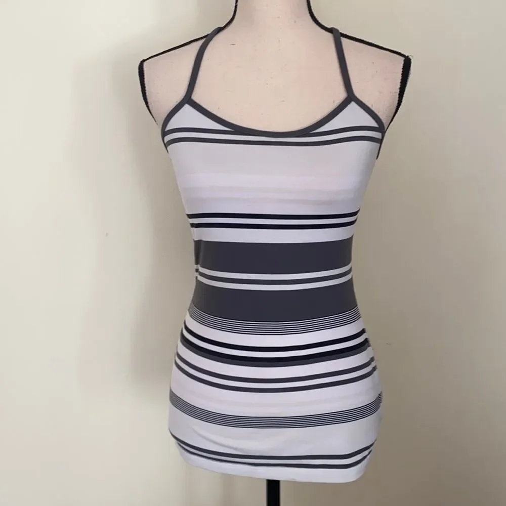 Lululemon Power Y Tank Top Size 4 - Picture 2 of 12
